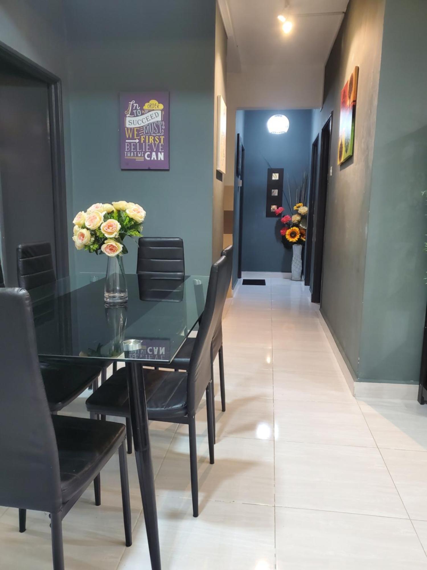 Apartament Casa Inderaloka Pantai Batu Buruk Kuala Terengganu Zewnętrze zdjęcie