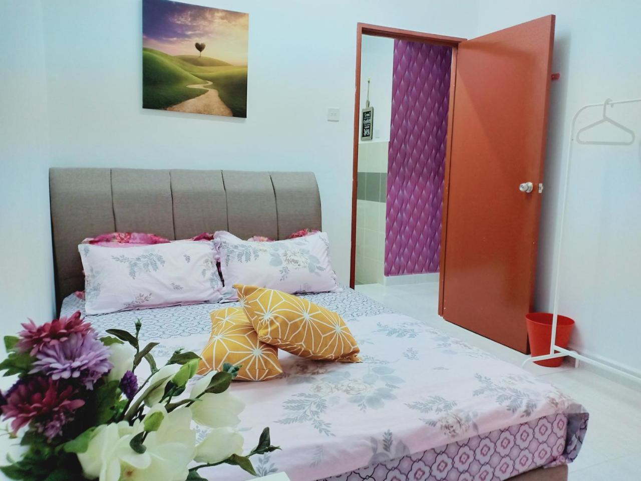 Apartament Casa Inderaloka Pantai Batu Buruk Kuala Terengganu Zewnętrze zdjęcie